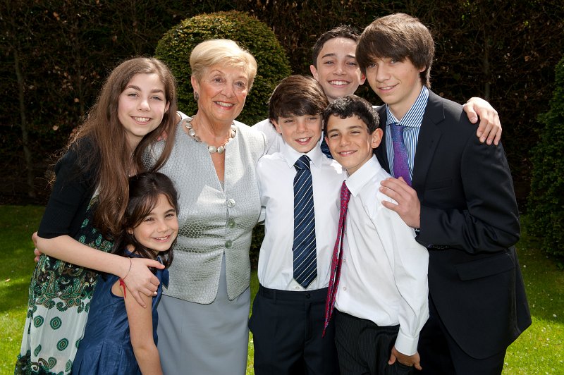 myrs0103.JPG - Eitan and Nathaniel  Myers  Barmitzvah lunch after Synagogue at home Meadway NW11